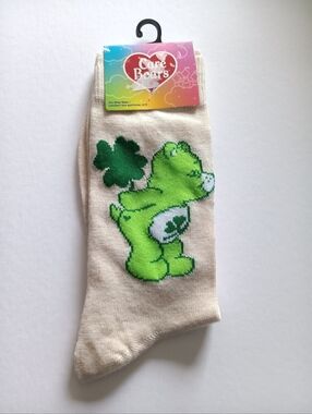 Care Bears Cream Green Bear Clover Graphic Socks Cartoon Crew Socks 6–12 NWT